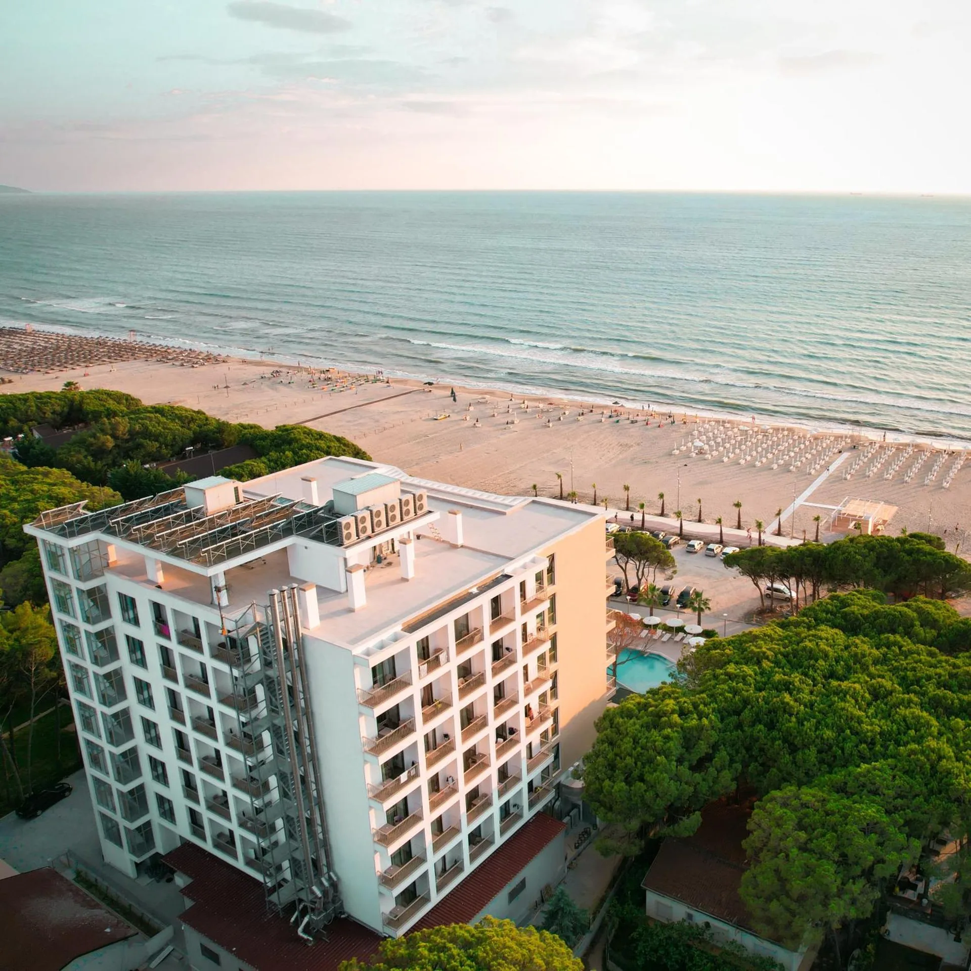 FLLAD RESORT & SPA — Golem